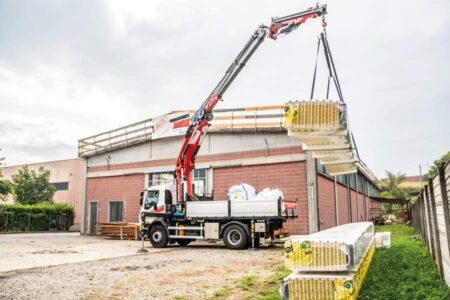 Ristrutturazione facciata e copertura Auteco - Aeffe lattoneria coperture